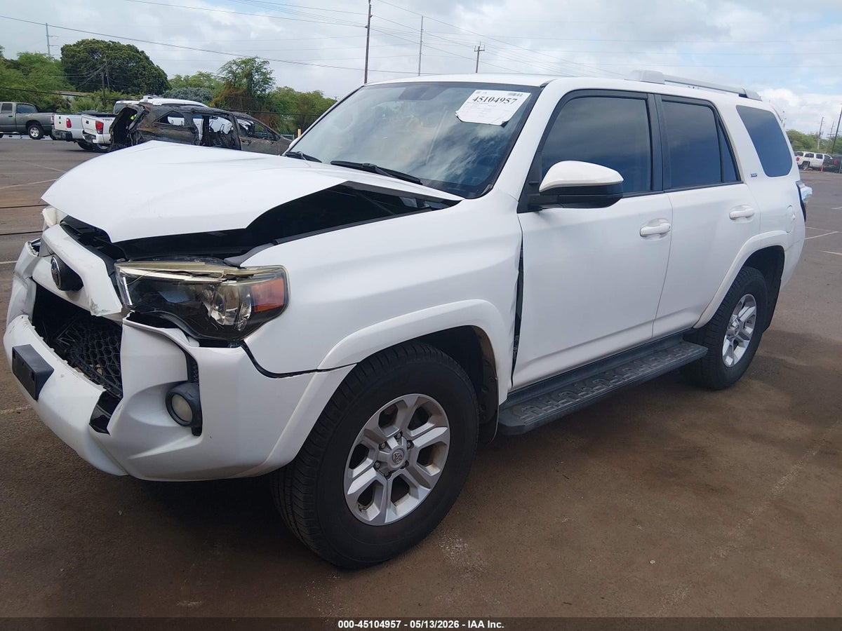 2017 TOYOTA 4RUNNER SR5 — снимка 2