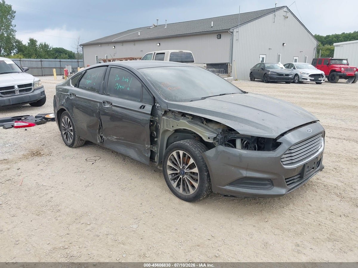 2016 FORD FUSION SE