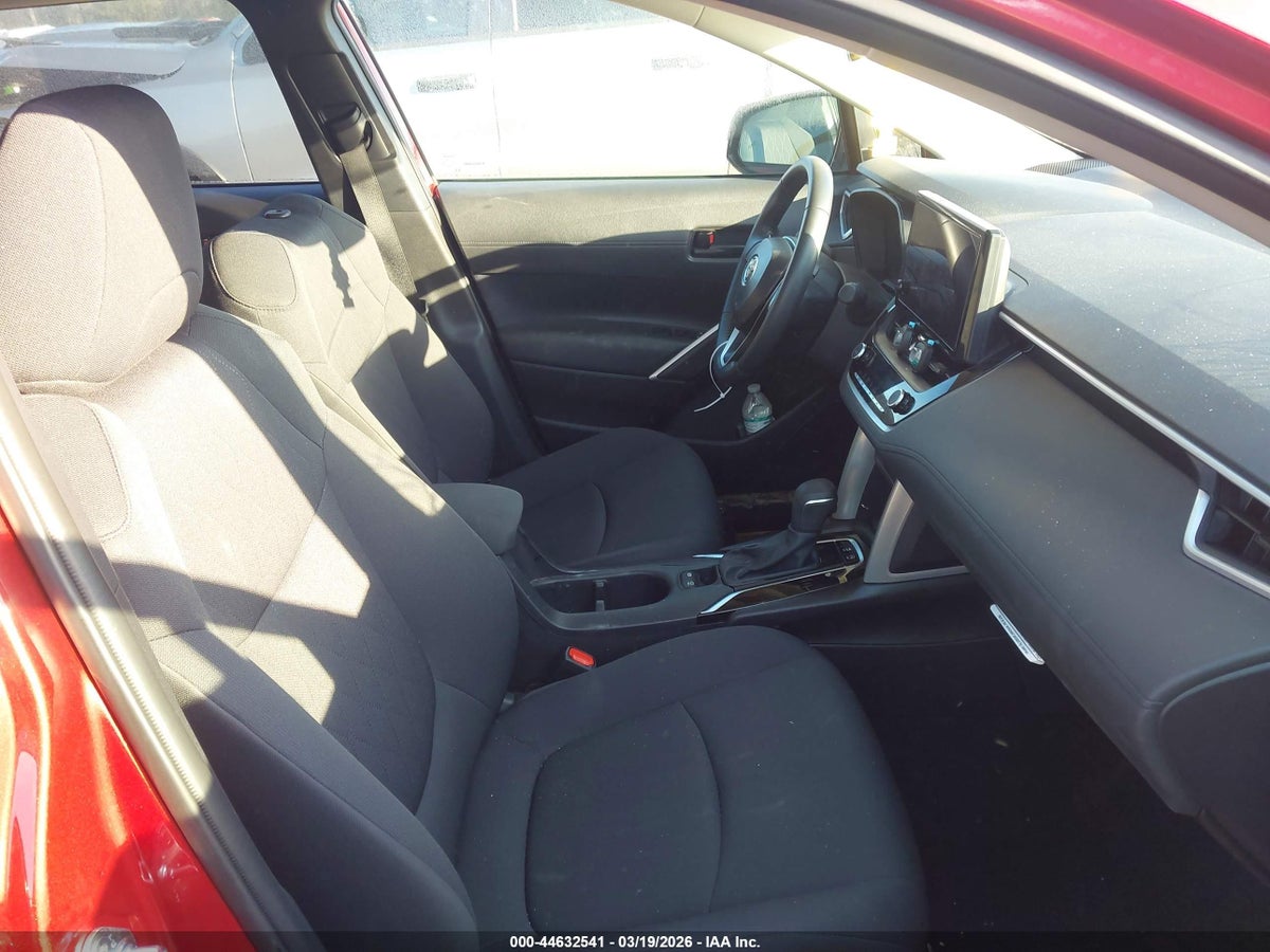 2025 TOYOTA COROLLA CROSS LE — снимка 5