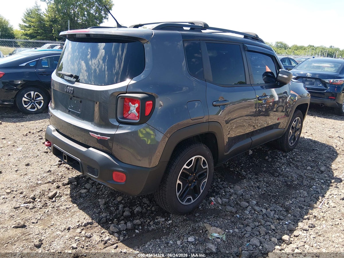 2017 JEEP RENEGADE TRAILHAWK 4X4 — снимка 4