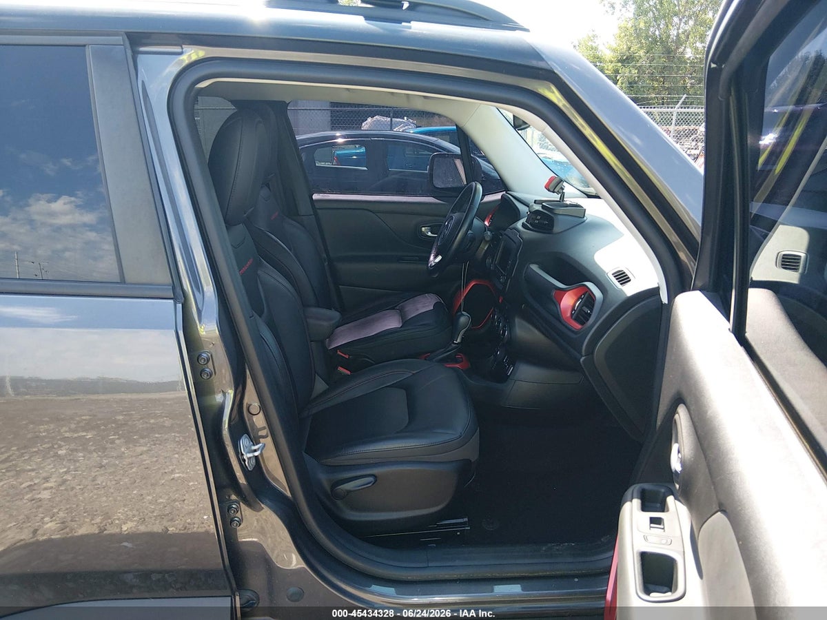 2017 JEEP RENEGADE TRAILHAWK 4X4 — снимка 5