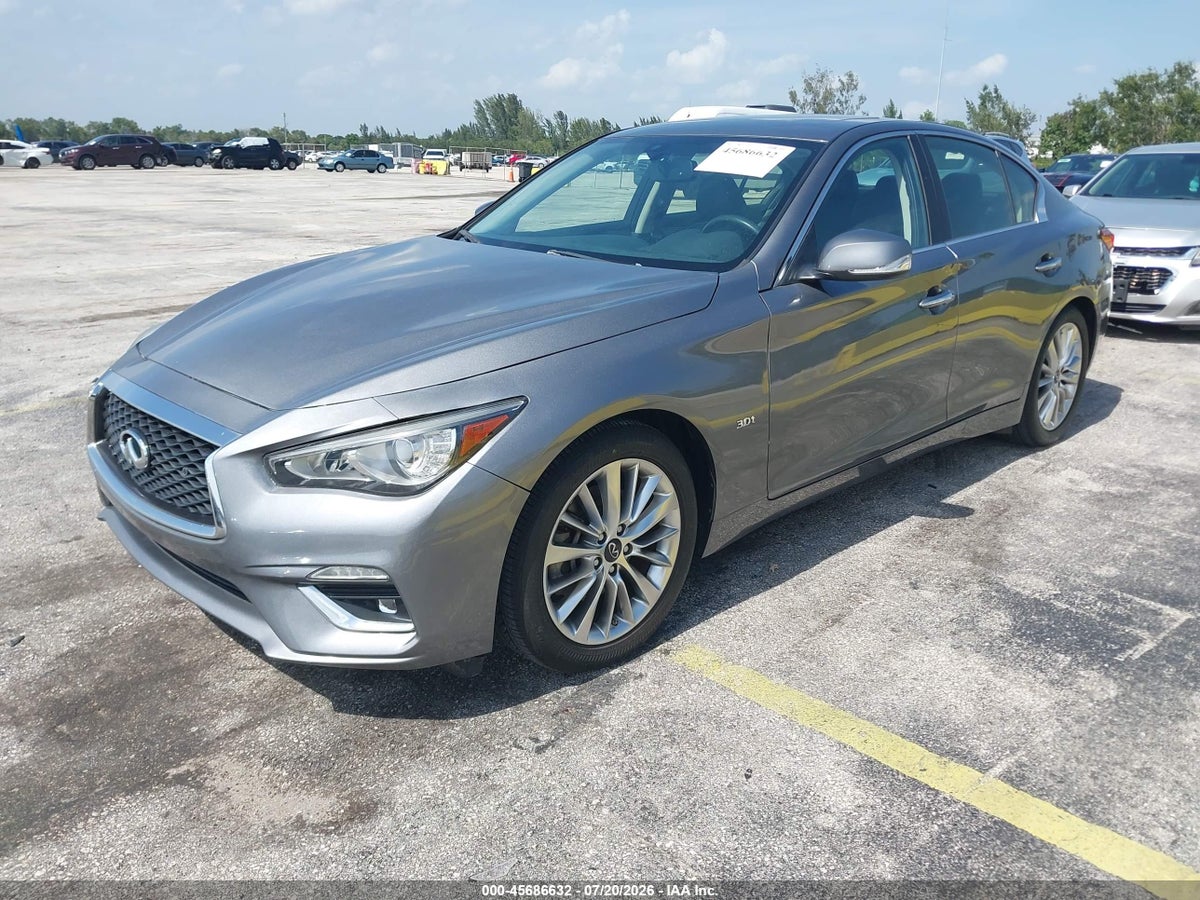 2019 INFINITI Q50 3.0T LUXE — снимка 2
