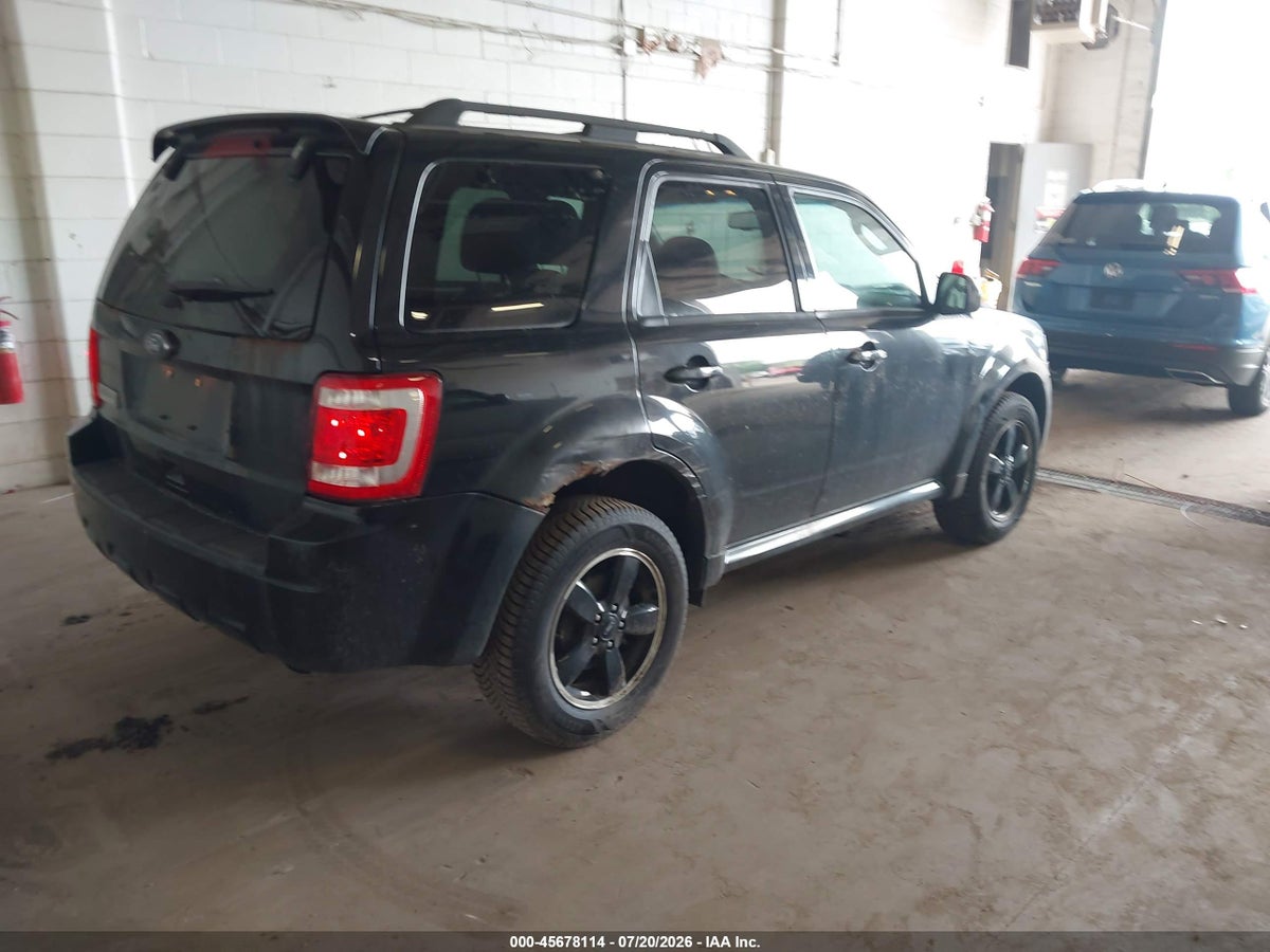 2011 FORD ESCAPE XLT — снимка 4