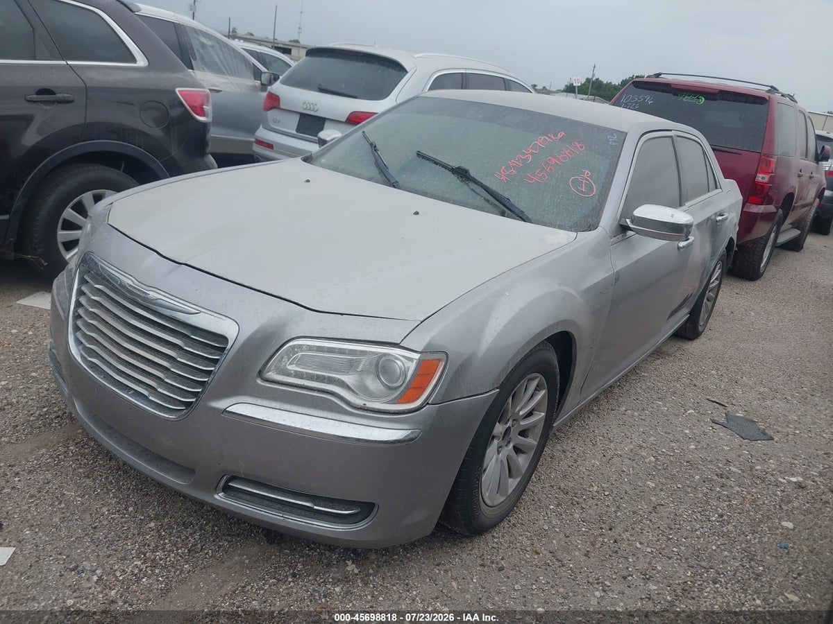 2013 CHRYSLER 300 MOTOWN — снимка 2