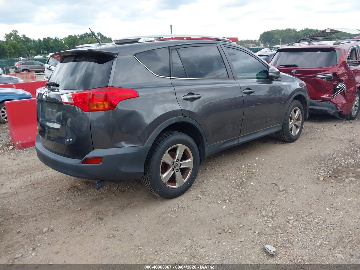 2015 TOYOTA RAV4 XLE — снимка 4