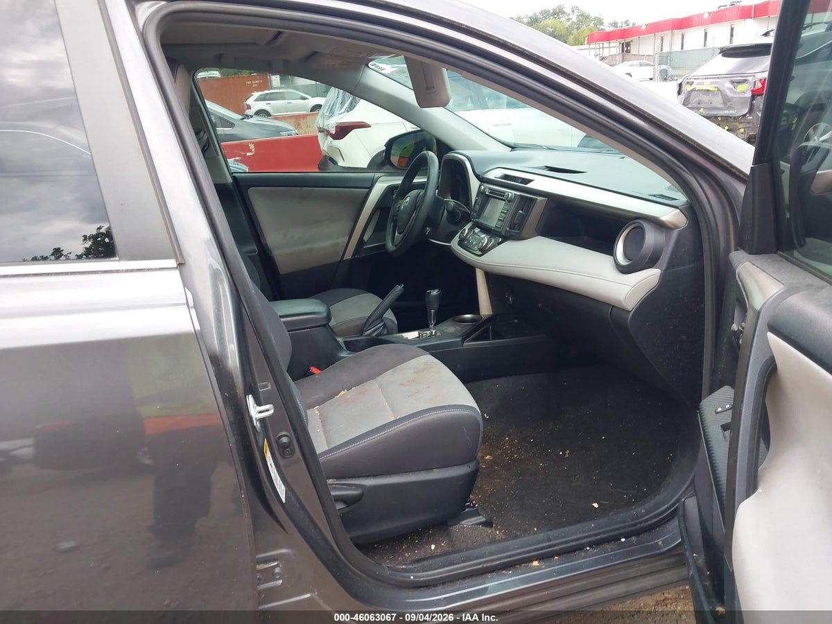 2015 TOYOTA RAV4 XLE — снимка 5