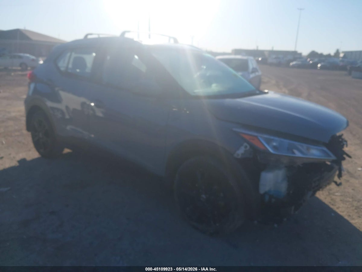2021 NISSAN KICKS SV XTRONIC CVT