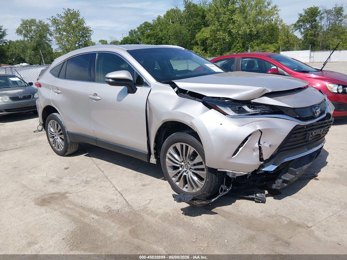 2022 TOYOTA VENZA XLE