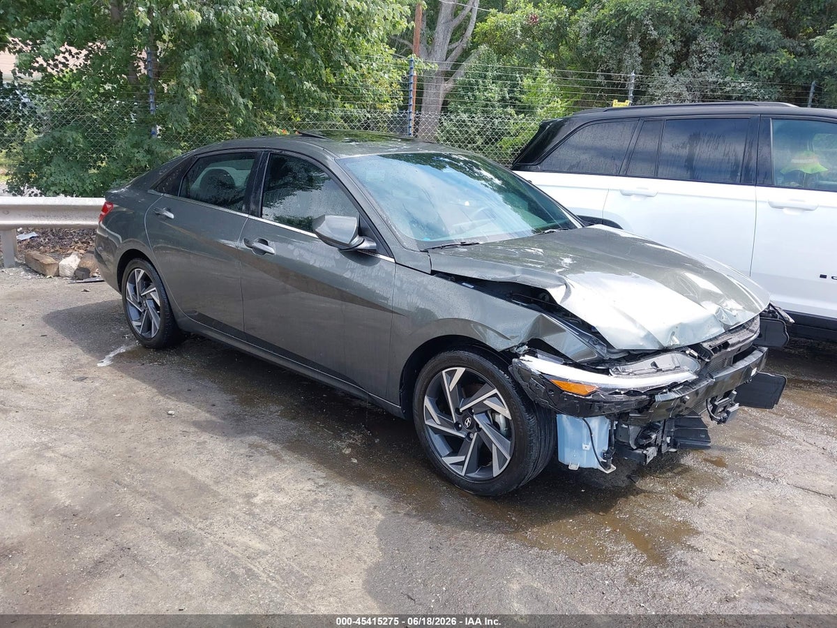 2024 HYUNDAI ELANTRA SEL