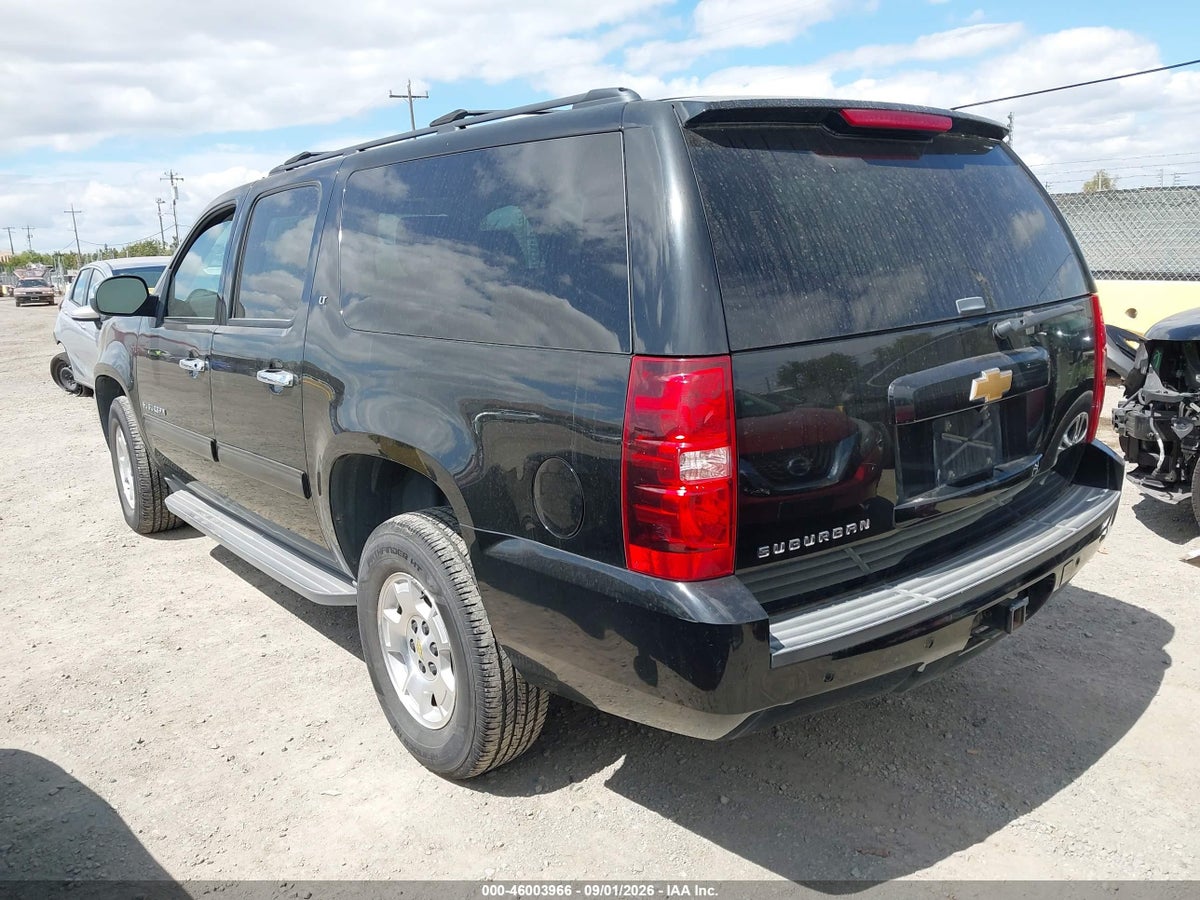 2014 CHEVROLET SUBURBAN 1500 LT — снимка 3