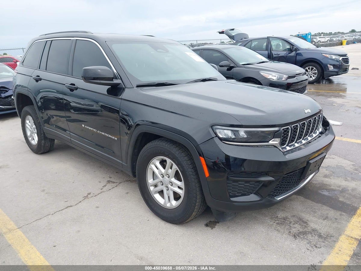 2025 JEEP GRAND CHEROKEE LAREDO 4X2