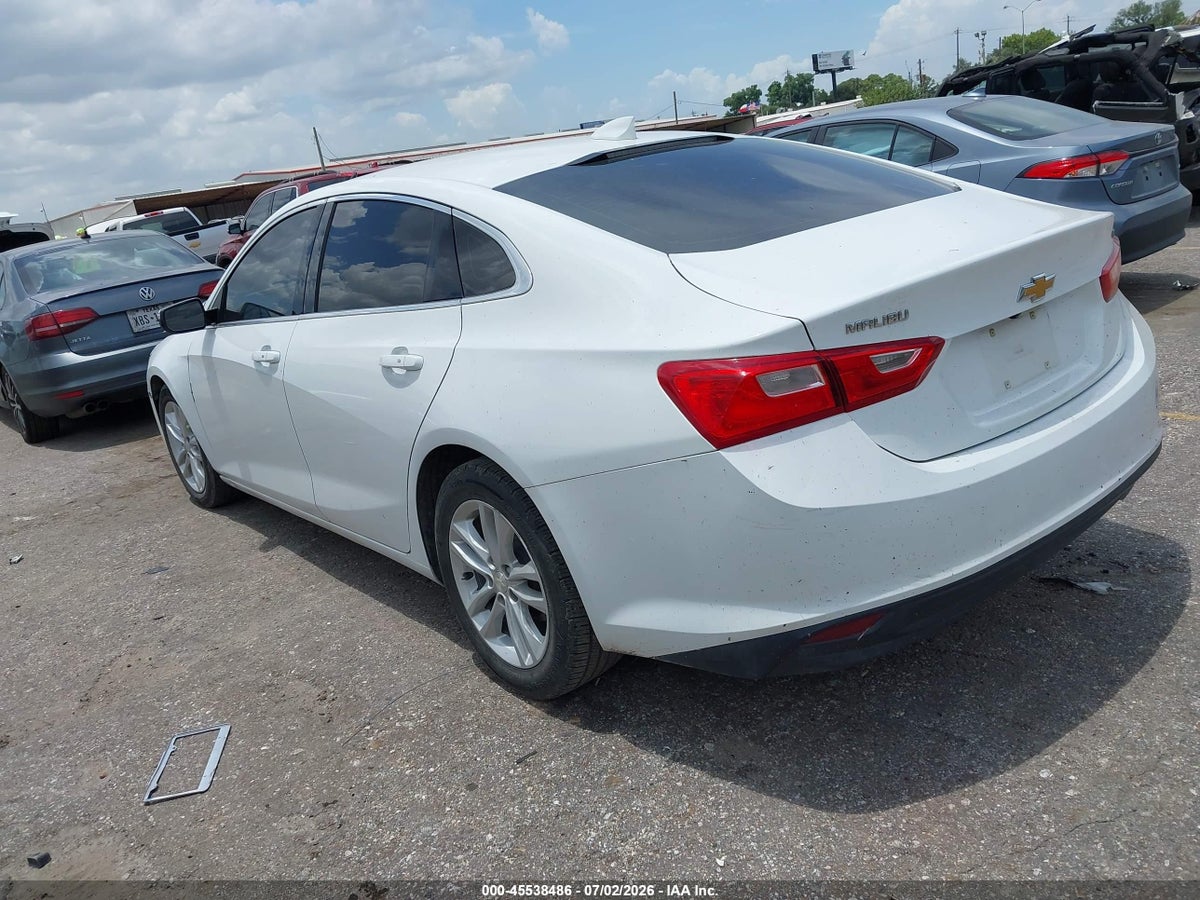 2017 CHEVROLET MALIBU 1LT — снимка 3