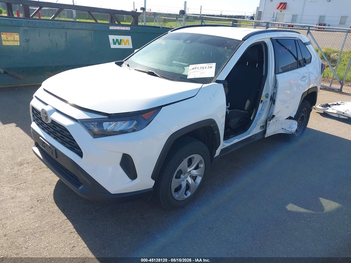 2020 TOYOTA RAV4 LE — снимка 2