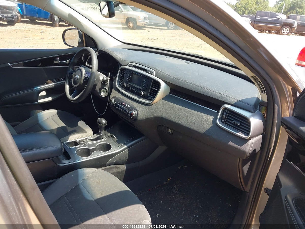 2017 KIA SORENTO 3.3L LX — снимка 5