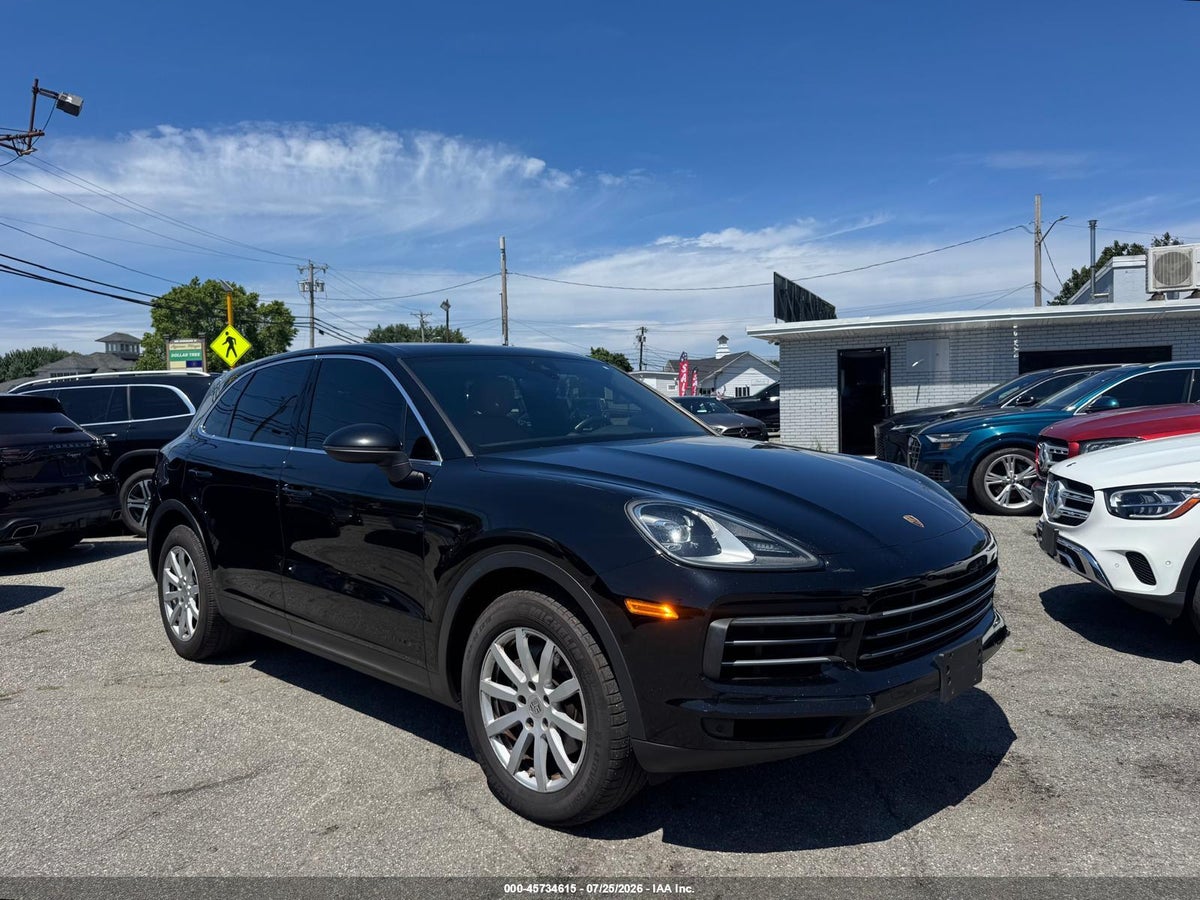 2019 PORSCHE CAYENNE