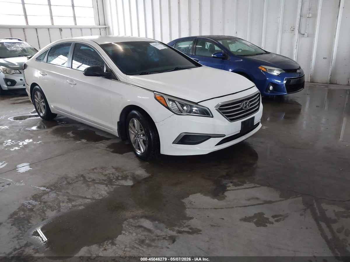2017 HYUNDAI SONATA SE