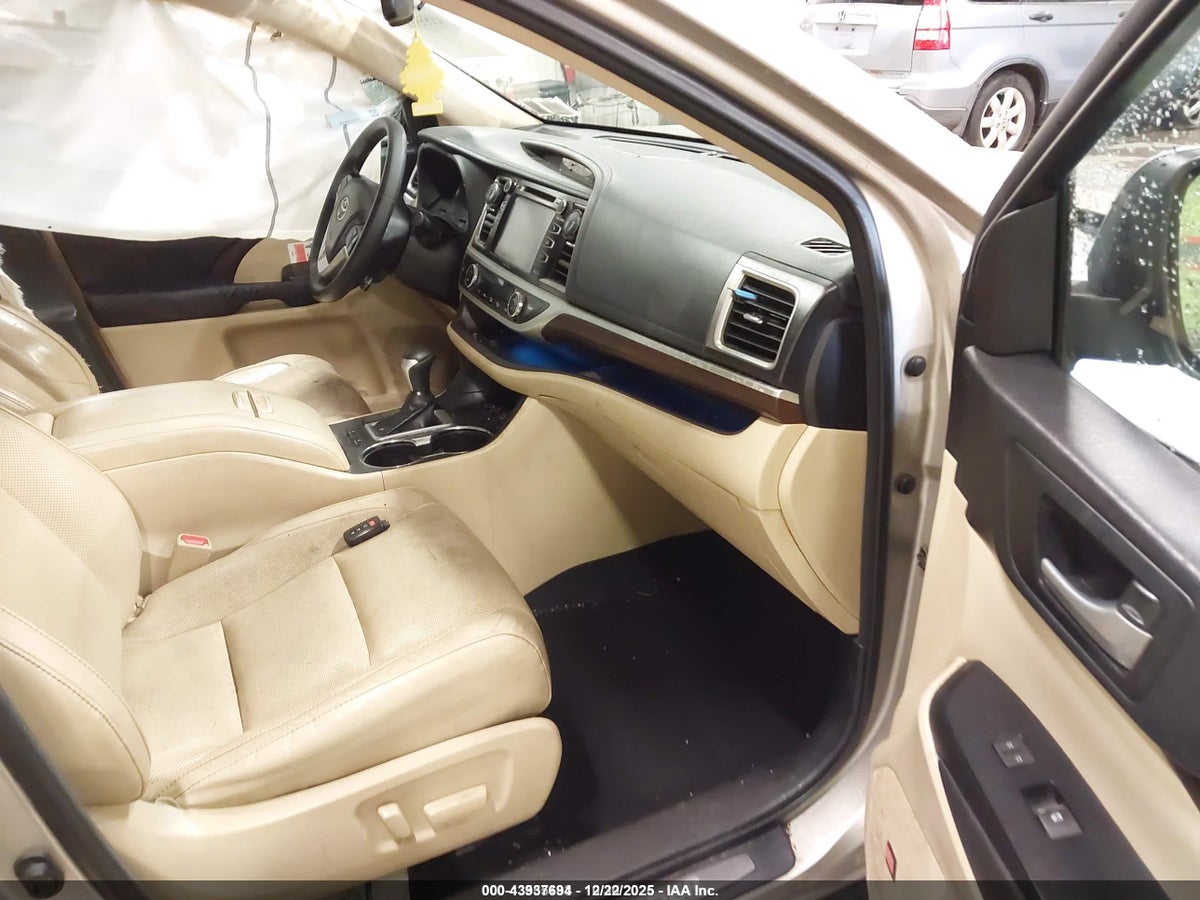 2015 TOYOTA HIGHLANDER LIMITED V6 — снимка 5