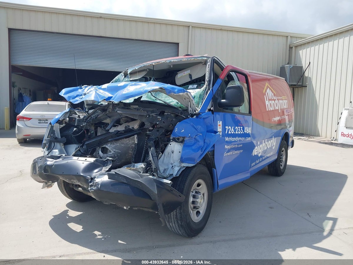 2024 CHEVROLET EXPRESS CARGO RWD 2500 REGULAR WHEELBASE WT — снимка 2