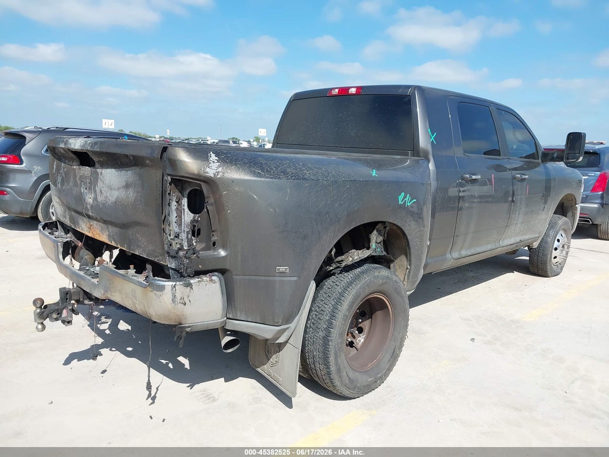 2019 RAM 3500 BIG HORN — снимка 4
