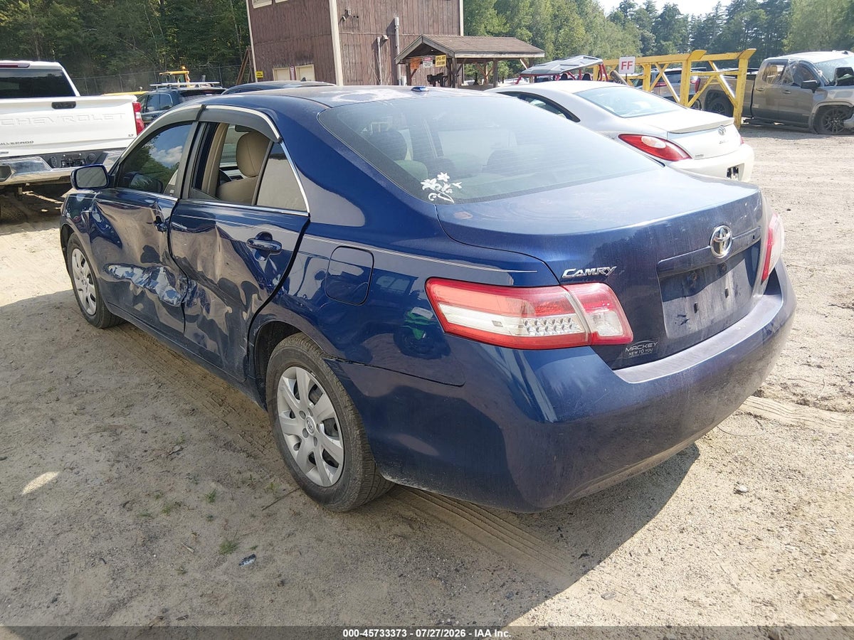 2011 TOYOTA CAMRY — снимка 3