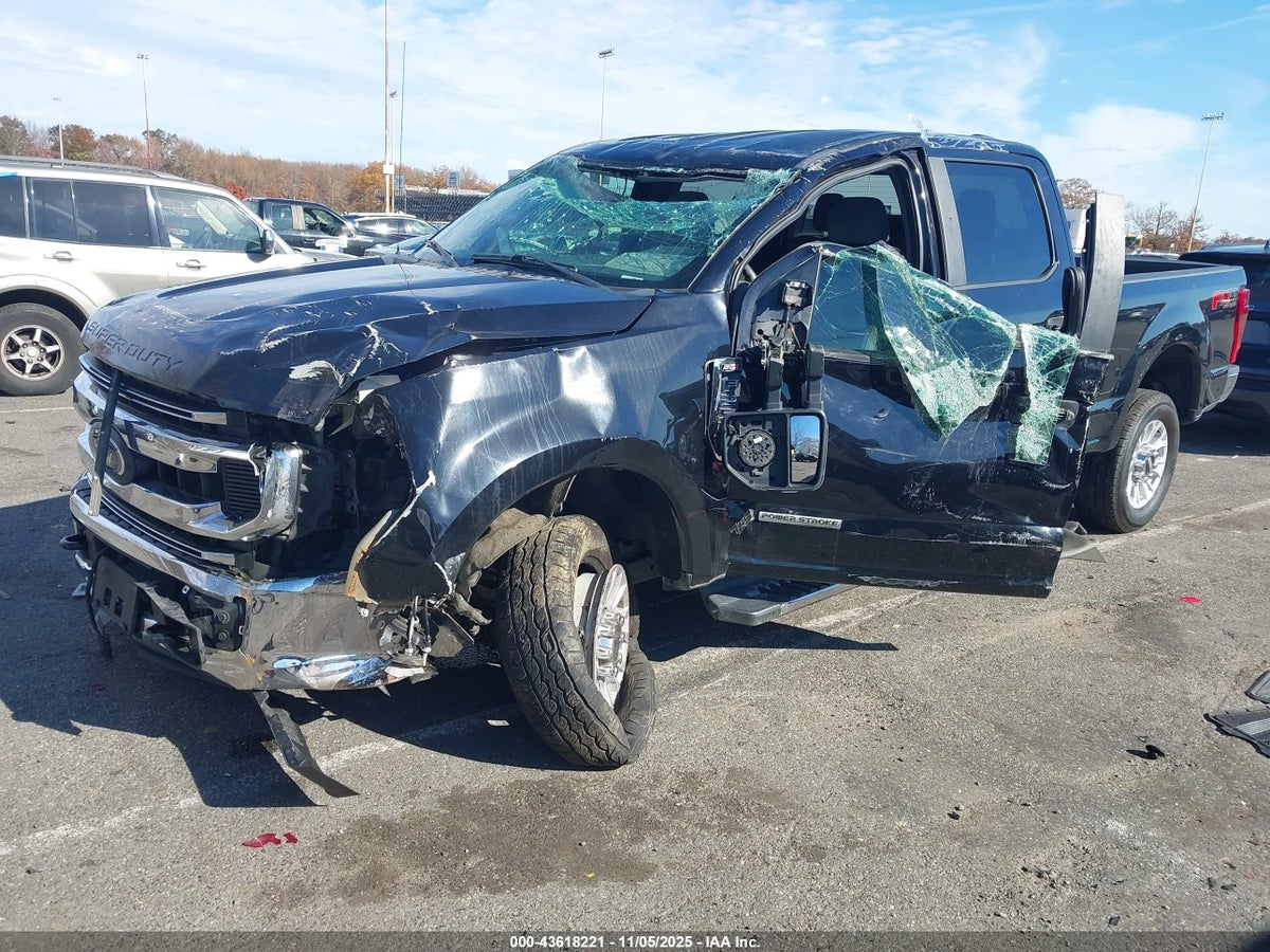 2020 FORD F-250 XL — снимка 2