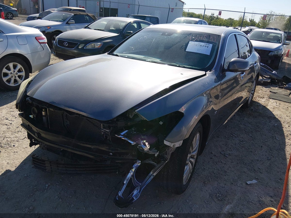 2015 INFINITI Q70L 3.7 — снимка 2