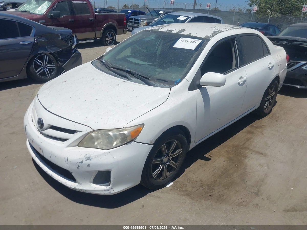 2011 TOYOTA COROLLA LE — снимка 2
