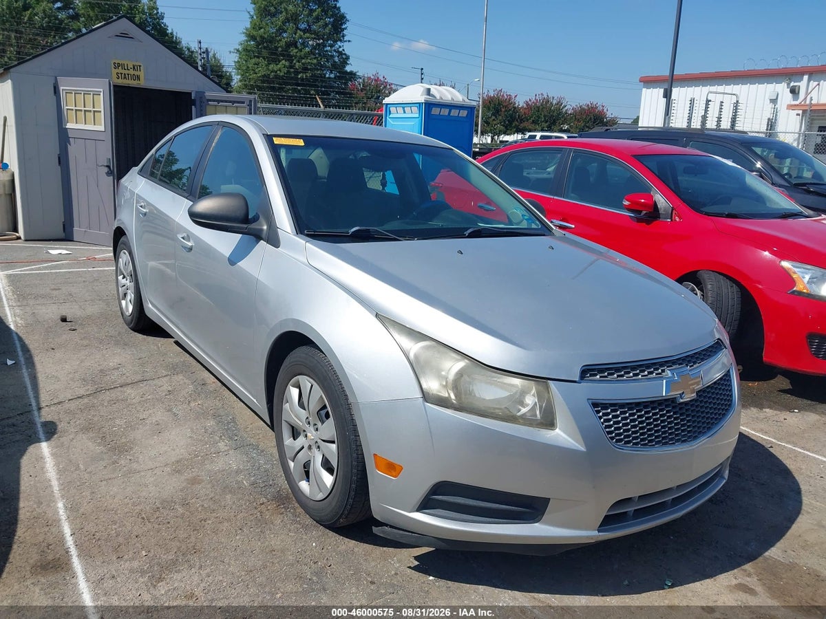 2013 CHEVROLET CRUZE LS AUTO