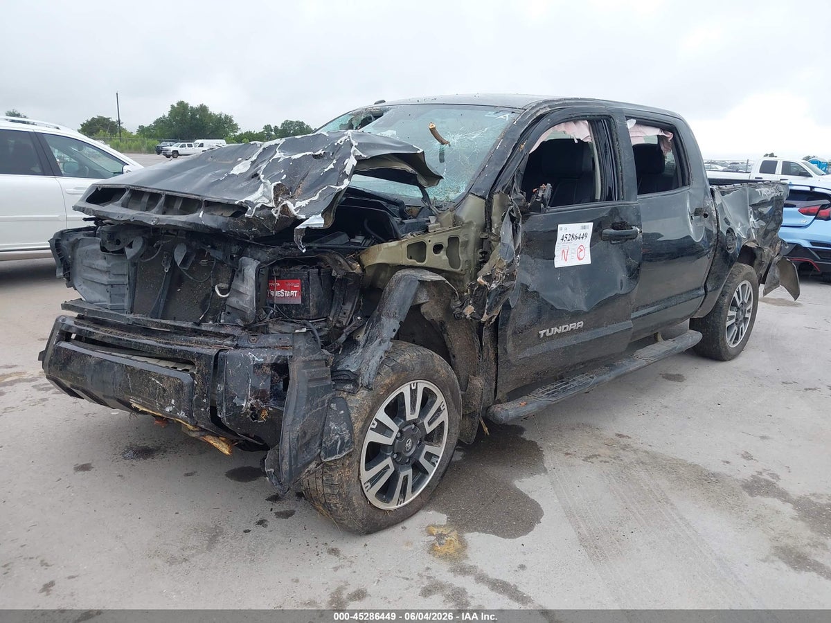 2019 TOYOTA TUNDRA SR5 5.7L V8 — снимка 2