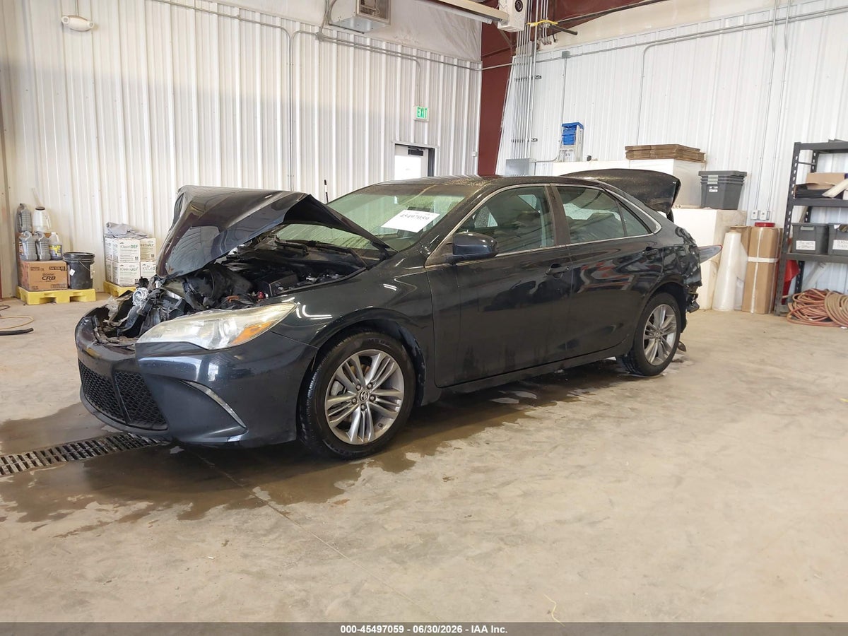 2015 TOYOTA CAMRY SE — снимка 2