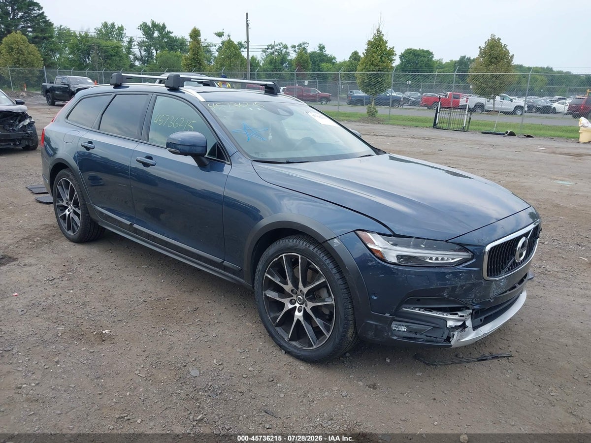 2018 VOLVO V90 CROSS COUNTRY T6