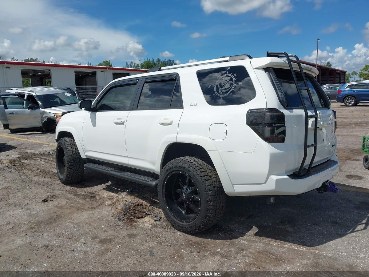 2024 TOYOTA 4RUNNER SR5 PREMIUM — снимка 3
