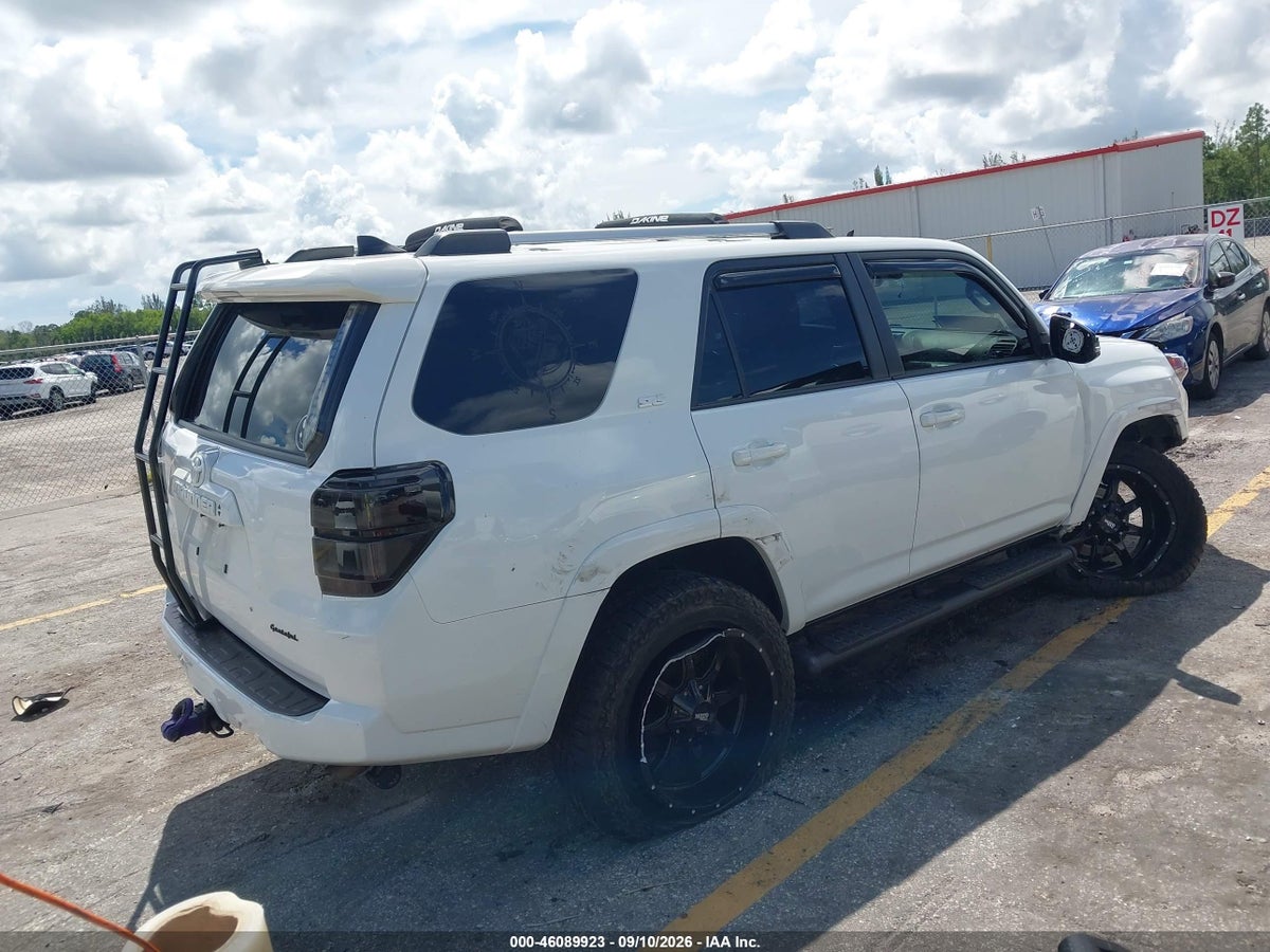 2024 TOYOTA 4RUNNER SR5 PREMIUM — снимка 4