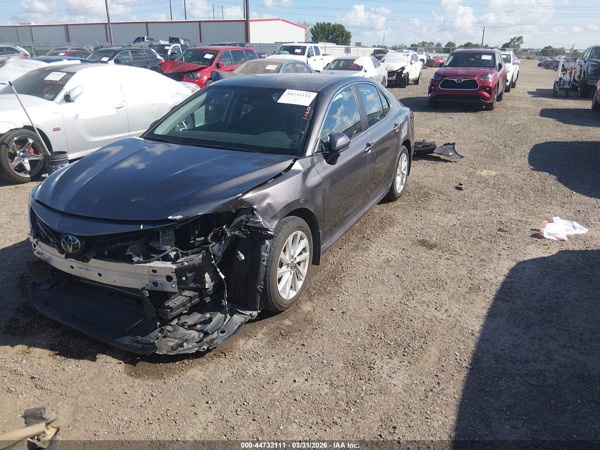 2024 TOYOTA CAMRY LE — снимка 2