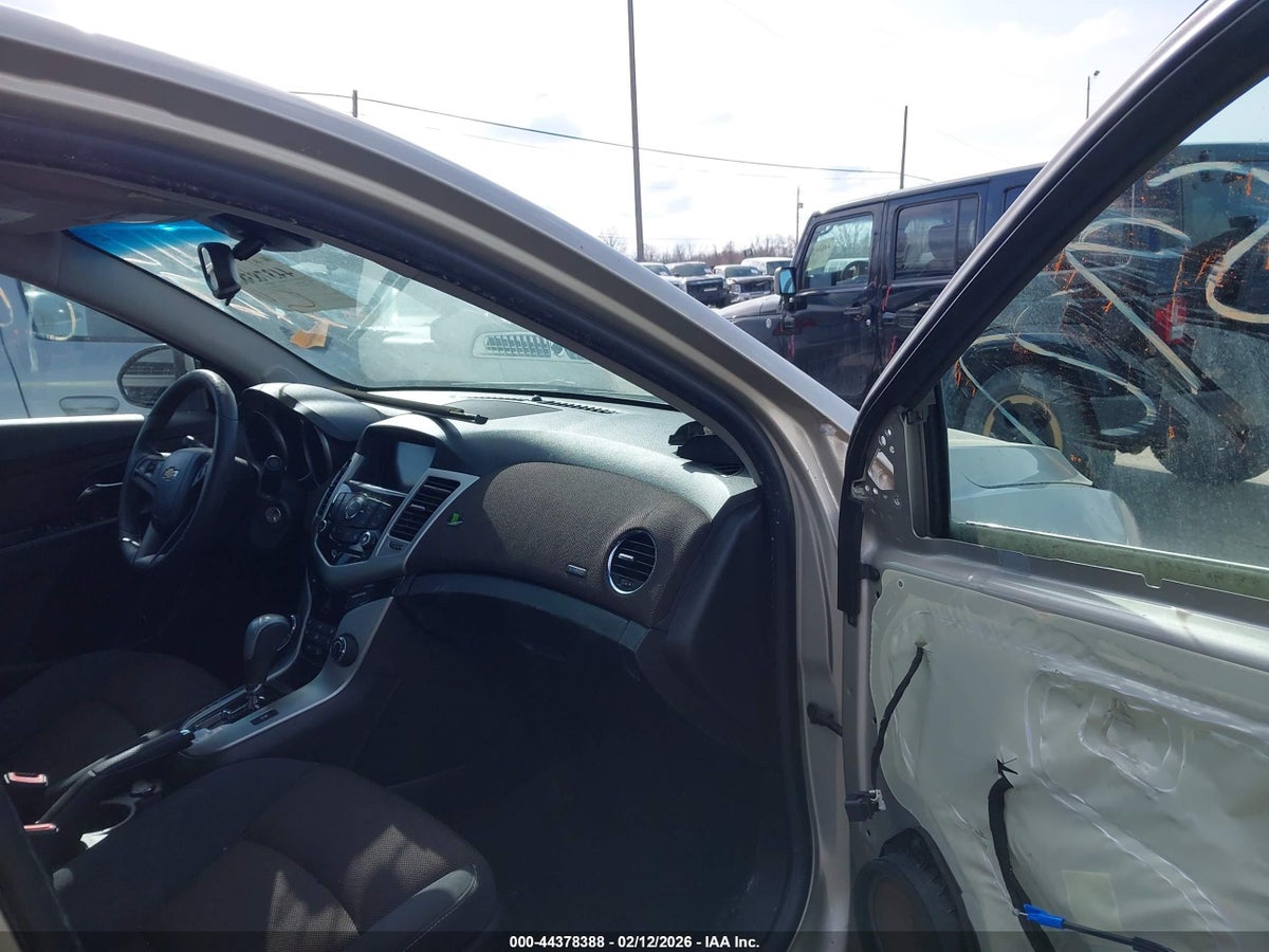 2016 CHEVROLET CRUZE LIMITED 1LT AUTO — снимка 5
