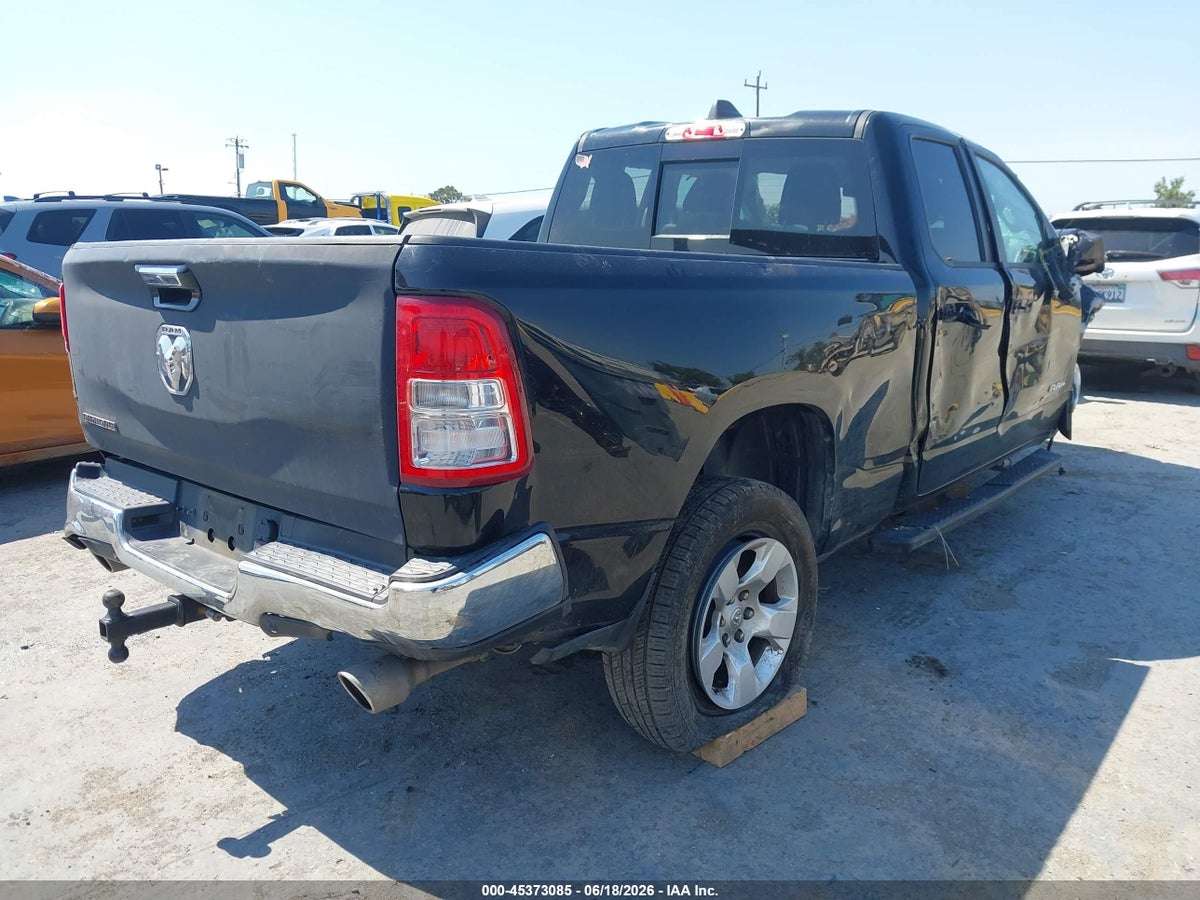 2020 RAM 1500 BIG HORN 4X2 6'4 BOX — снимка 4