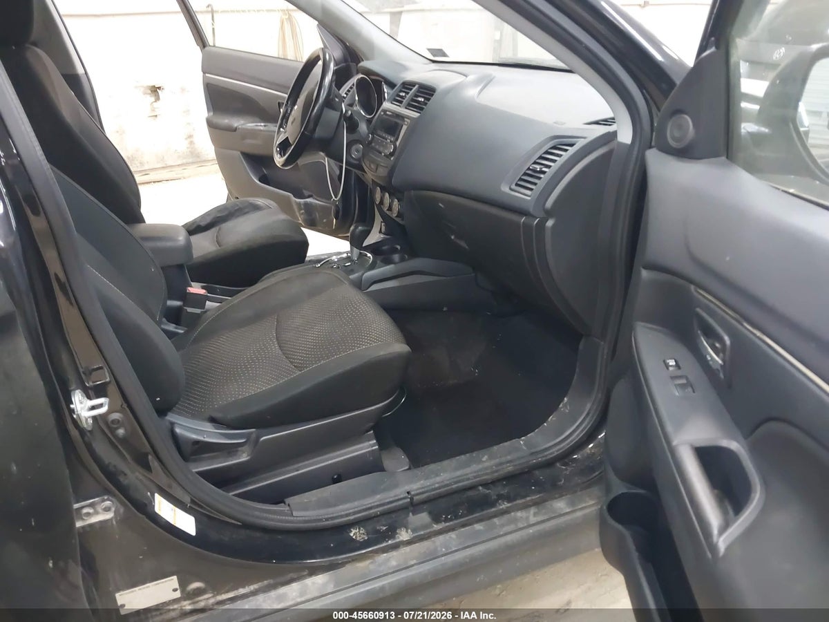 2016 MITSUBISHI OUTLANDER SPORT 2.4 ES — снимка 5