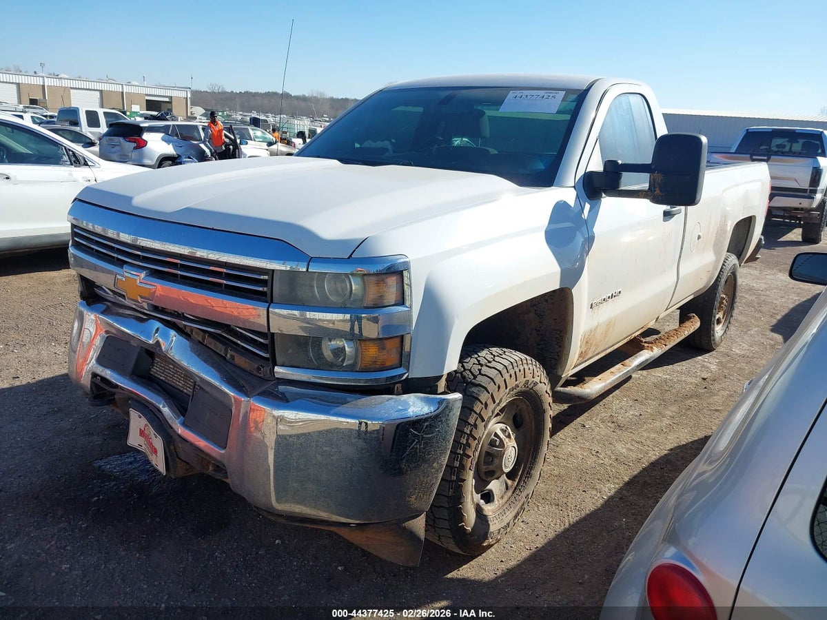 2016 CHEVROLET SILVERADO 2500HD WT — снимка 2