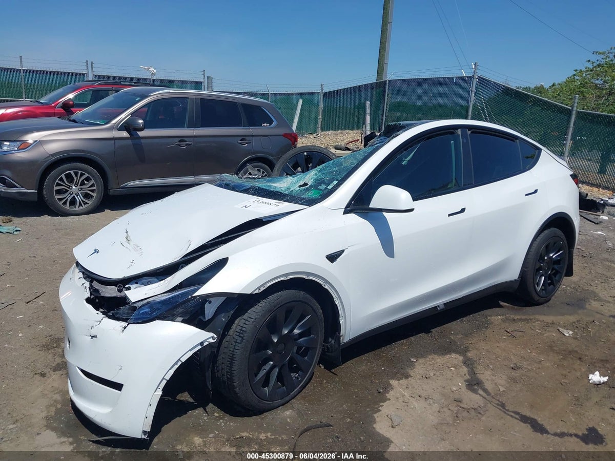 2023 TESLA MODEL Y AWD/LONG RANGE DUAL MOTOR ALL-WHEEL DRIVE — снимка 2