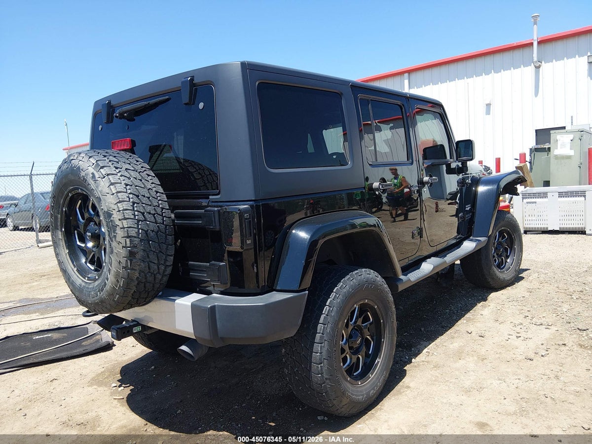 2014 JEEP WRANGLER UNLIMITED SAHARA — снимка 4