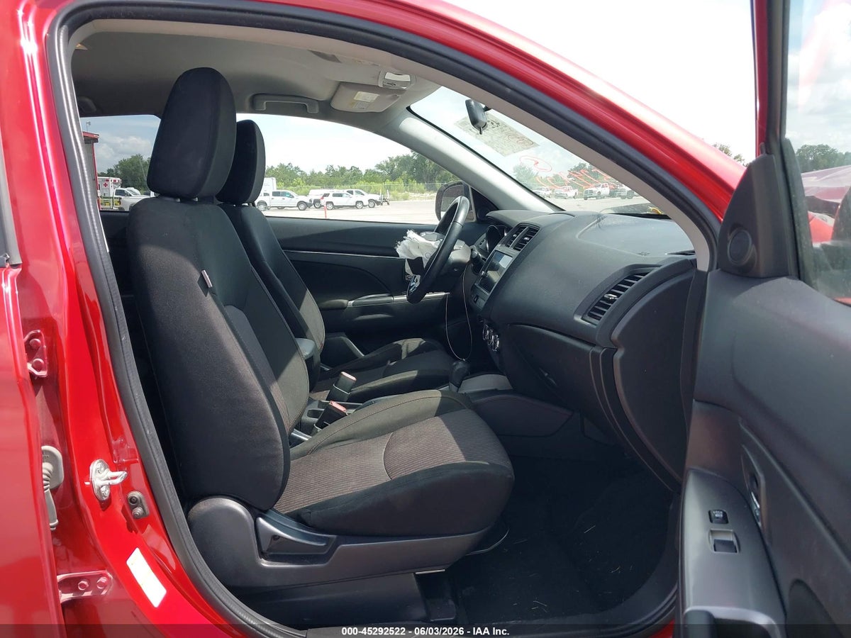 2019 MITSUBISHI OUTLANDER SPORT 2.0 SE — снимка 5
