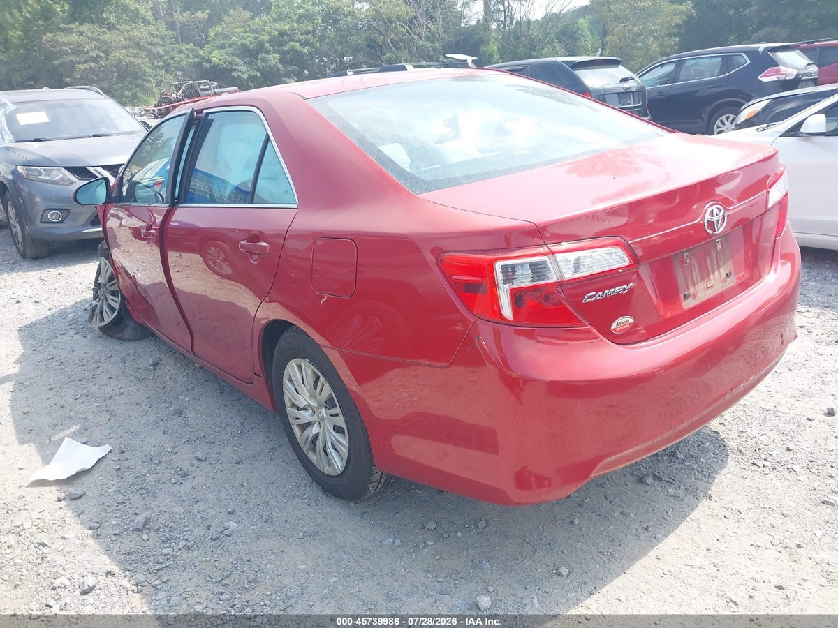 2014 TOYOTA CAMRY L — снимка 3