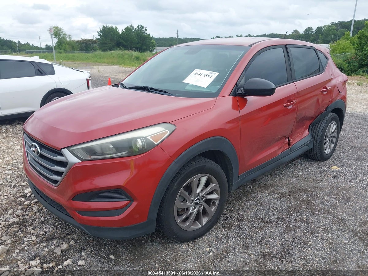 2017 HYUNDAI TUCSON SE — снимка 2