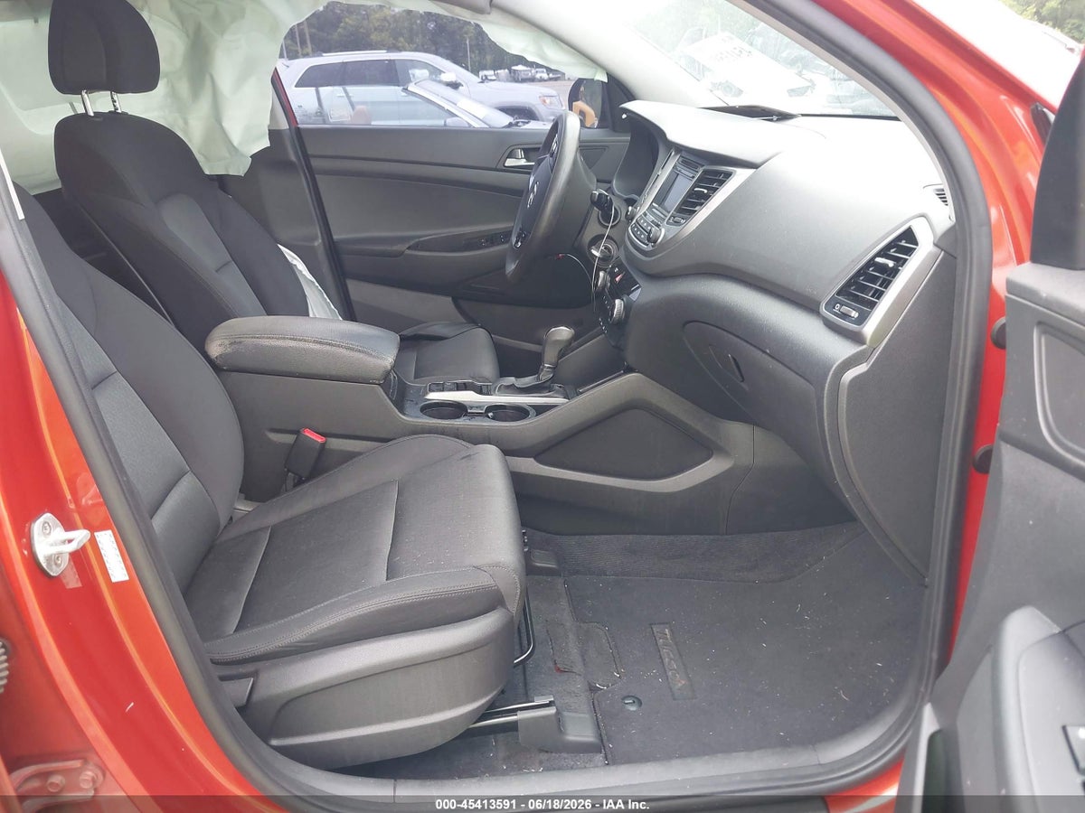 2017 HYUNDAI TUCSON SE — снимка 5