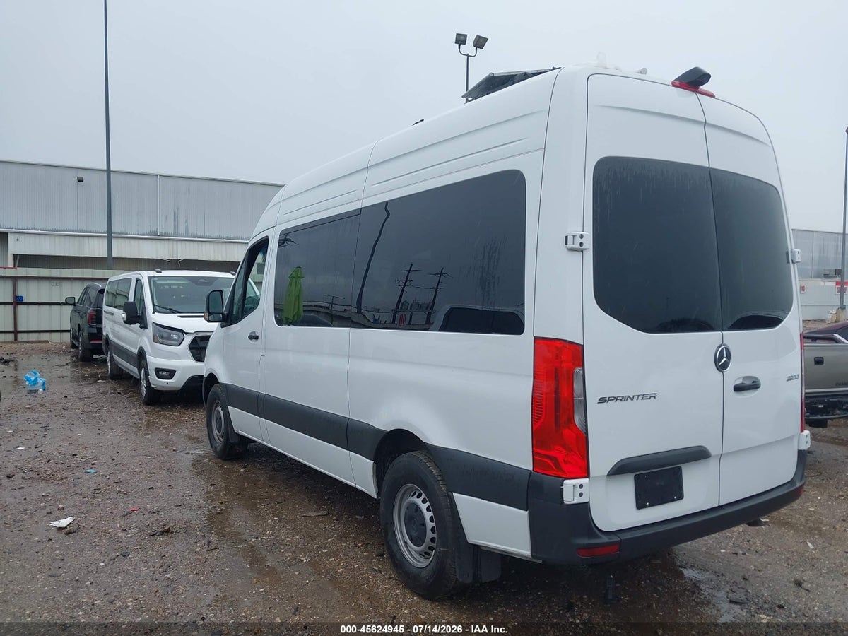 2025 MERCEDES-BENZ SPRINTER 2500 STANDARD ROOF 4-CYL DIESEL — снимка 3