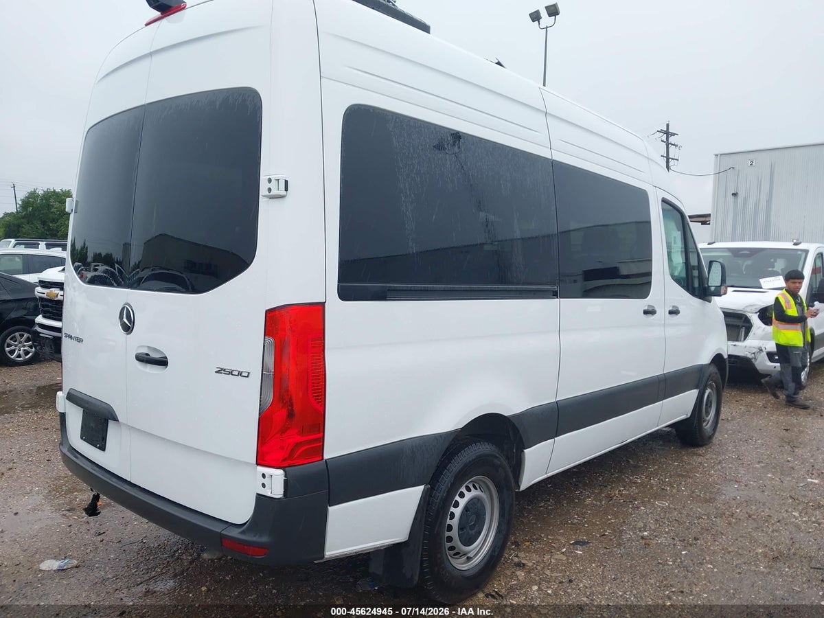 2025 MERCEDES-BENZ SPRINTER 2500 STANDARD ROOF 4-CYL DIESEL — снимка 4