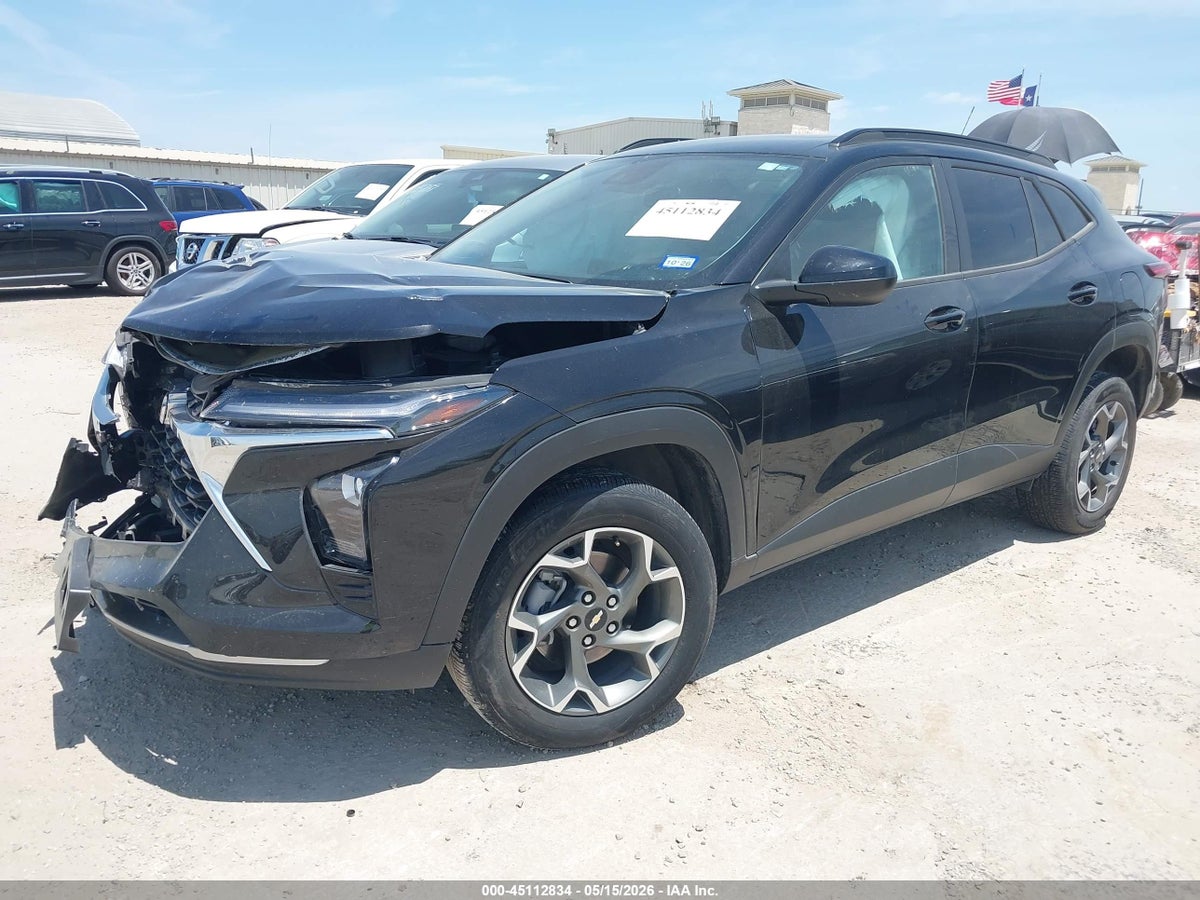 2025 CHEVROLET TRAX FWD LT — снимка 2