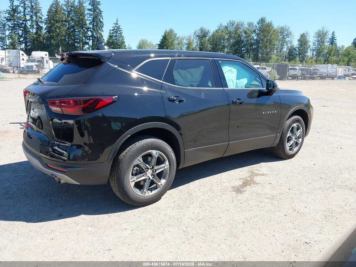 2026 CHEVROLET BLAZER LT — снимка 4