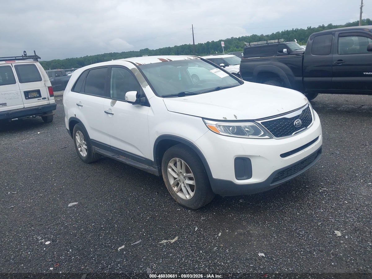 2015 KIA SORENTO LX