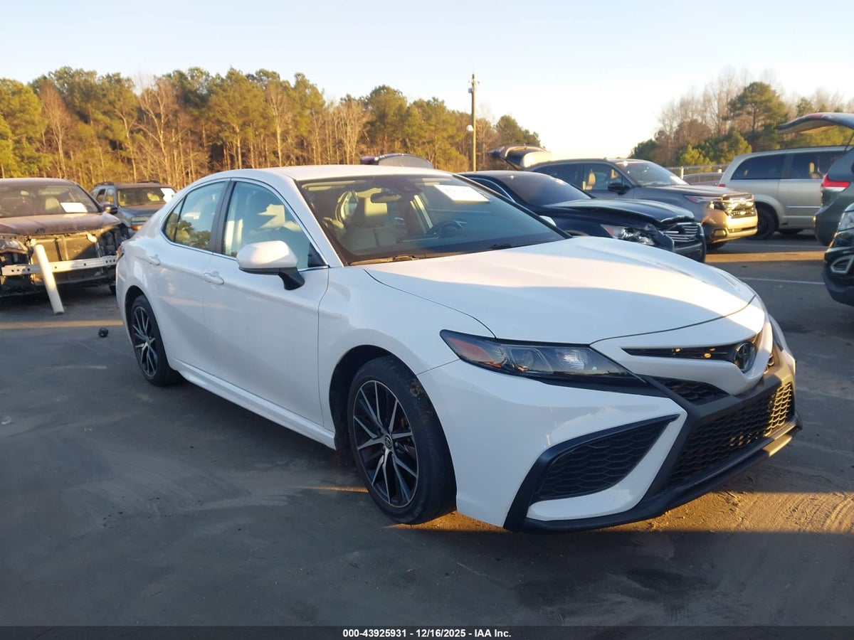2021 TOYOTA CAMRY SE